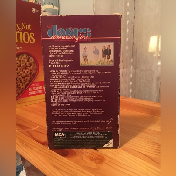 1985 The D O O R S - Dance on F I R E VHS - Picture 2 of 3
